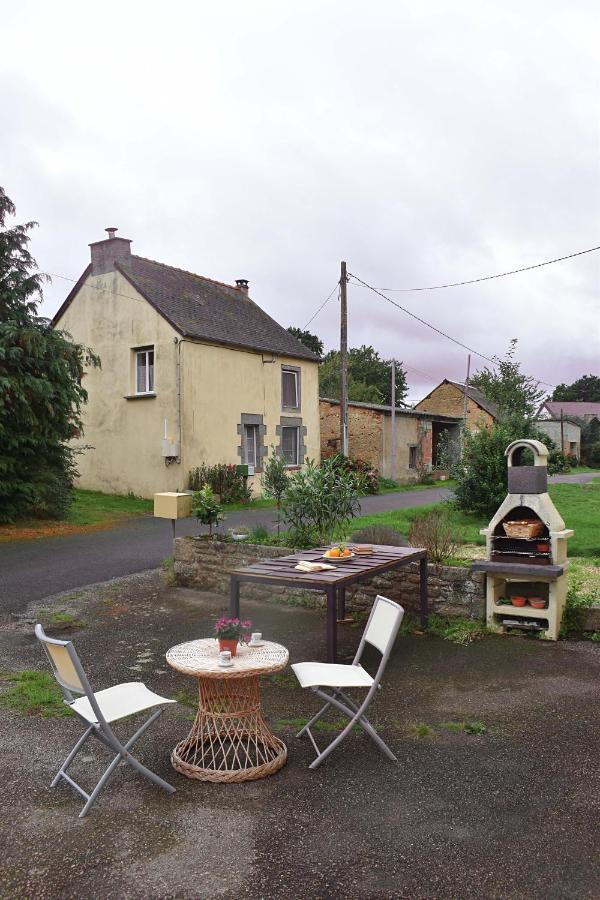 Villa Le Noble Jardin Mohon Exterior foto